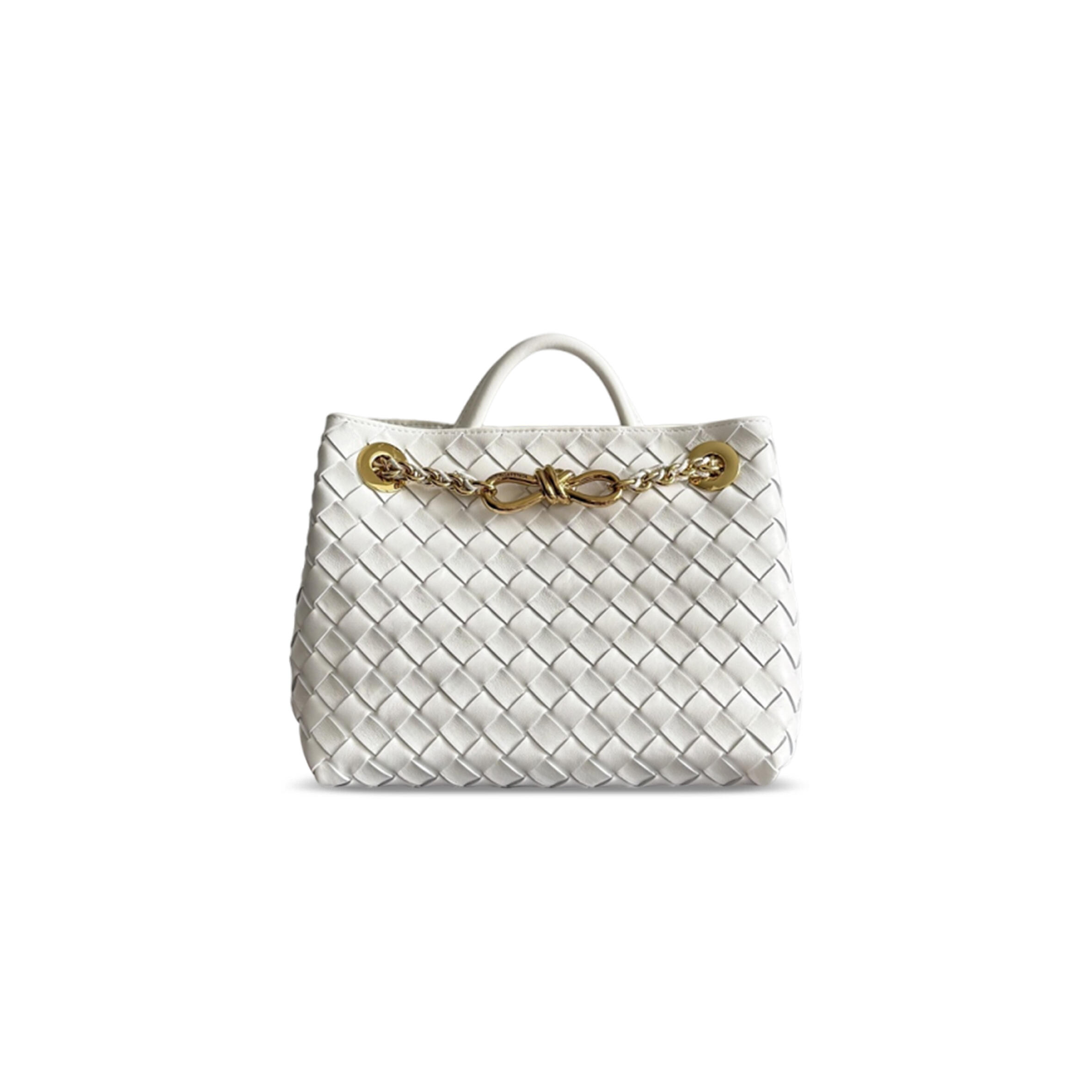 BOTTEGA VENETA SMALL ANDIAMO CHAIN 786008 (25*20*10cm)